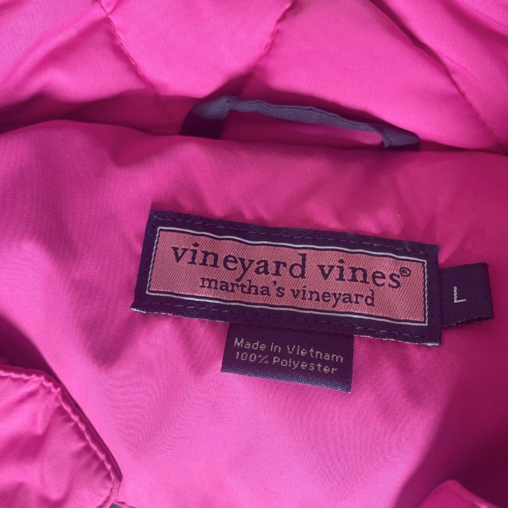 Vinwyards vines pink quilted vet - Picture 2 of 3